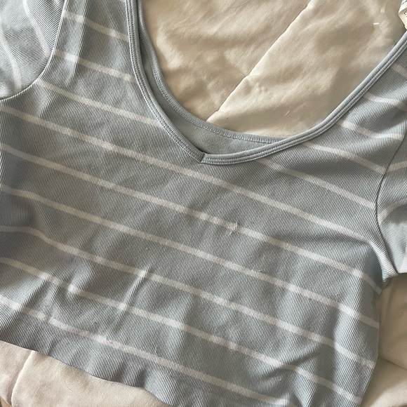 blue stripe crop top - Picture 1 of 5